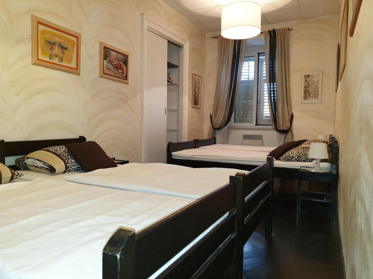 Hostel Morcic Ri Rijeka Eksteriør billede