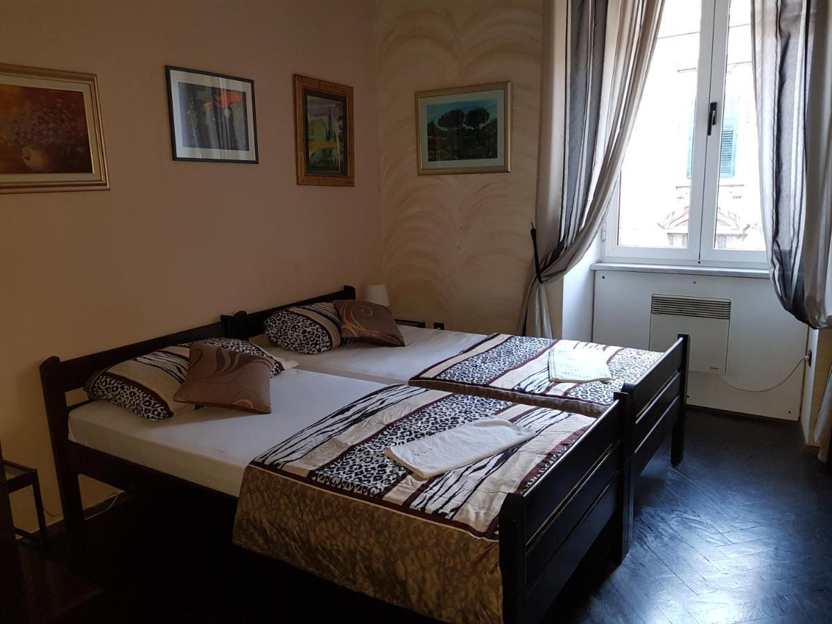 Hostel Morcic Ri Rijeka Eksteriør billede